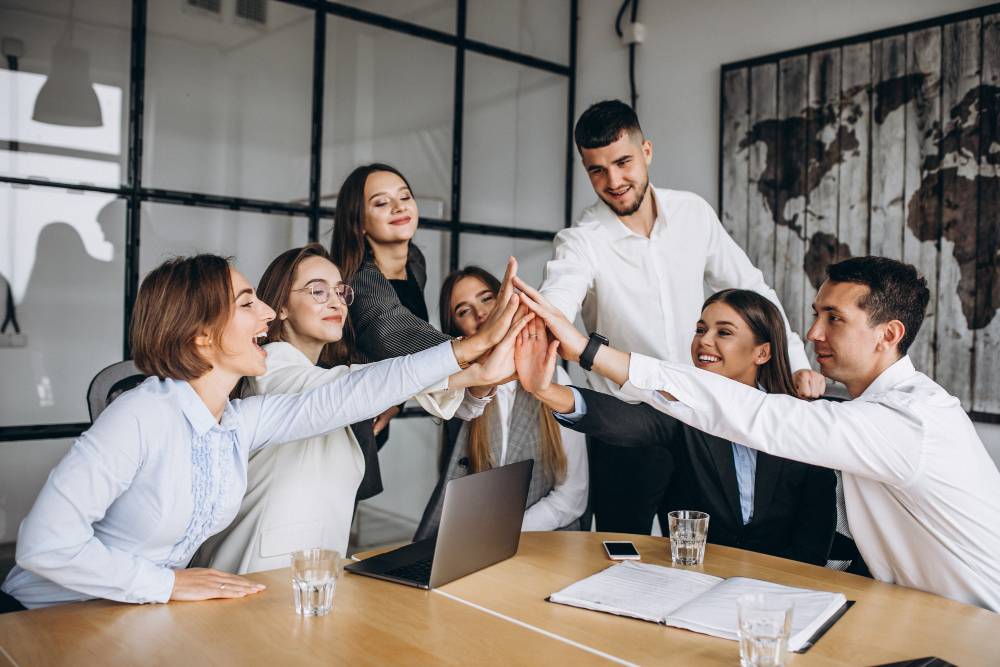 Équipe Homenum accompagnant les talents en portage salarial